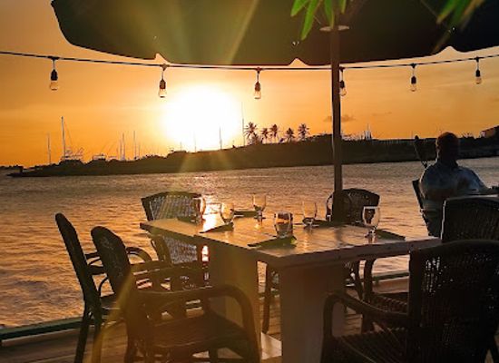 aruba/mangel-halto/bar/marina-pirata-restaurant