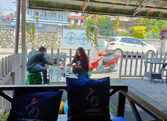 nepal/western-development-region/bar/the-grabbit-cafe