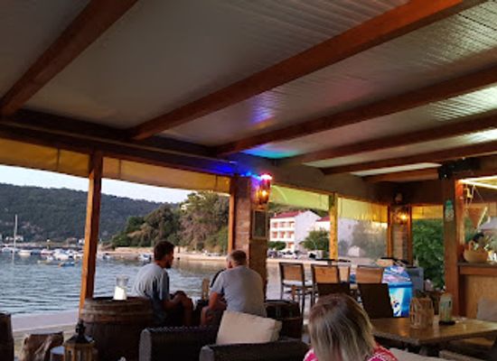 croatia/kvarner/bar/beach-bar-premier