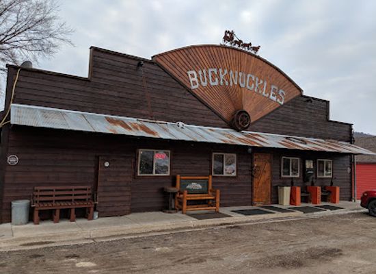 wisconsin/blue-hills/bar/bucknuckles-bar-grill