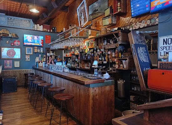maine/bar-harbor/bar/leary-s-landing-irish-pub
