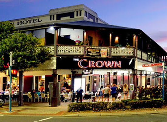 australia/cairns/bar/the-crown-hotel