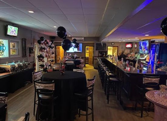 rhode-island/kent-county/bar/runway-41-sports-bar-grill