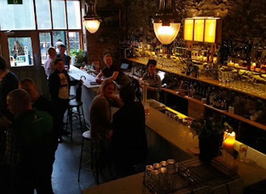 australia/adelaide/bar/clever-little-tailor