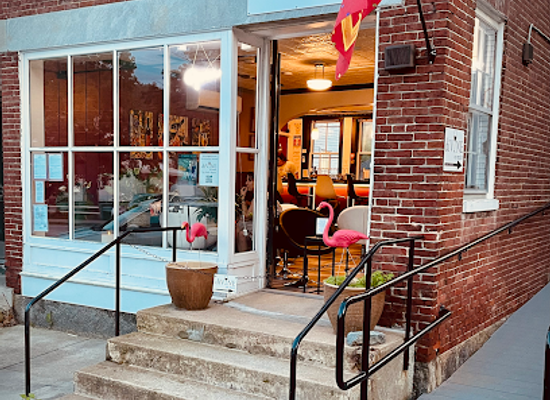 new-hampshire/cheshire-county/bar/divine-on-main