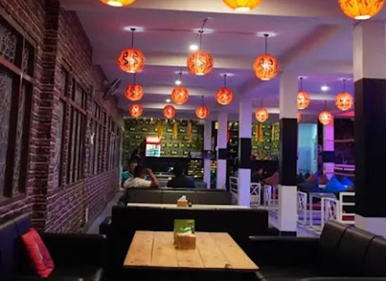 nepal/kathmandu/boudhanath/bar/wild-house-lounge-and-bar