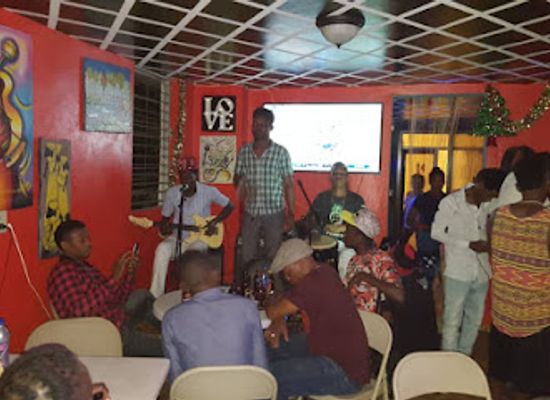 haiti/ile-a-vache/bar/ayizan-bar