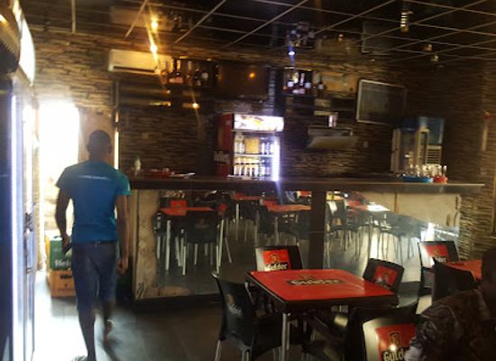 nigeria/onitsha/bar/80-degrees-scubino-bar