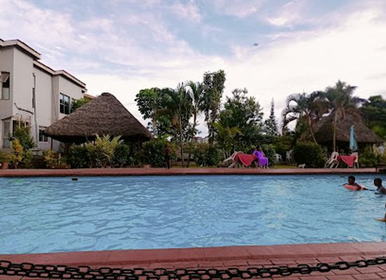 uganda/kampala/naguru/bar/machame