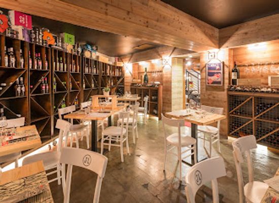 italy/cortina-d-ampezzo/bar/lp-26-cortina
