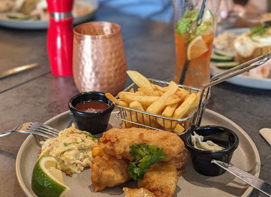 fiji/viti-levu/bar/momos-tavern