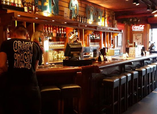 netherlands/the-hague/scheveningen/bar/crazy-pianos