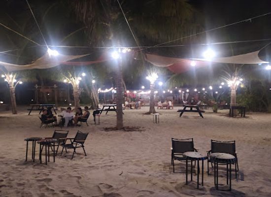vietnam/con-dao-islands/bar/sea-sense-bar-and-grill