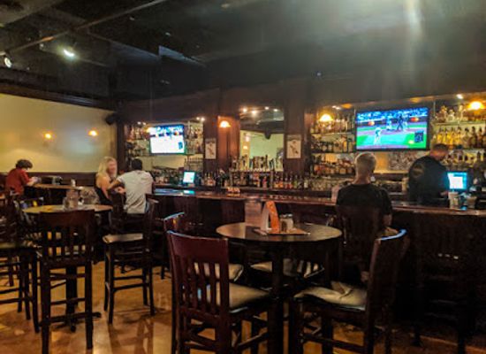 iowa/des-moines/bar/star-bar