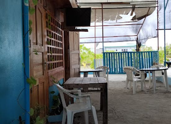 maldives/thaa-atoll/bar/beach-resturent