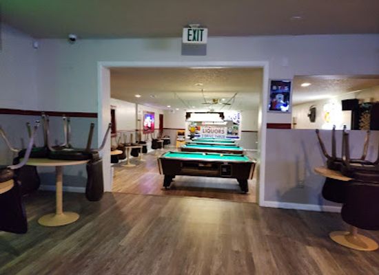 wyoming/laramie-county/bar/lamp-lounge