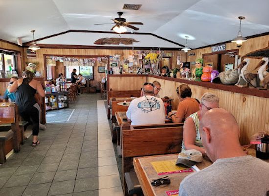 florida/fakahatchee-strand-preserve-state-park/bar/island-cafe