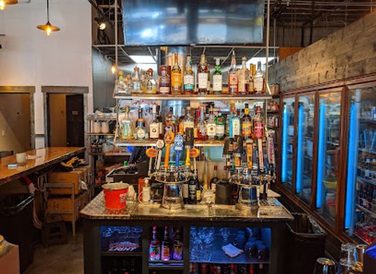 washington/marysville/bar/home-plate-pub