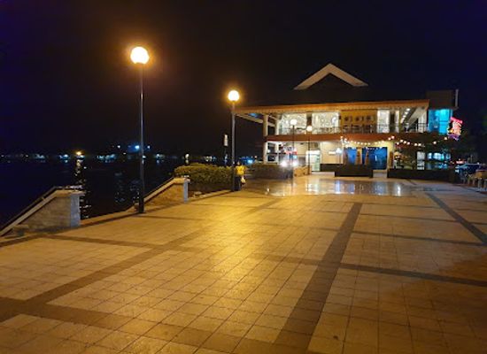 brunei/kampong-ayer/bar/kaizen-sushi-yayasan