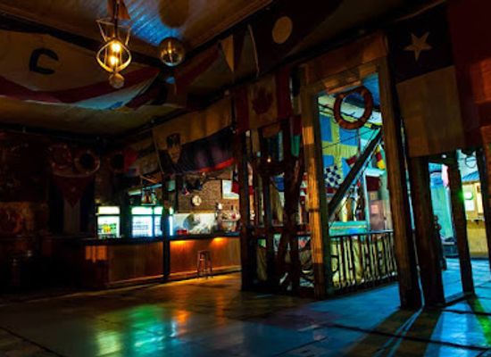 chile/valparaiso/bar/proa-bar
