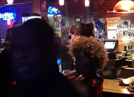 alabama/lake-tuscaloosa/bar/dave-s-crimson-bar