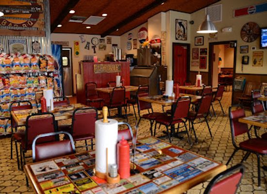 alabama/cullman/bar/johnny-s-bar-b-q