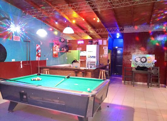 argentina/puerto-iguazu/bar/bar-pool