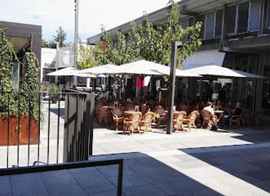 slovenia/nova-gorica/bar/press-bar