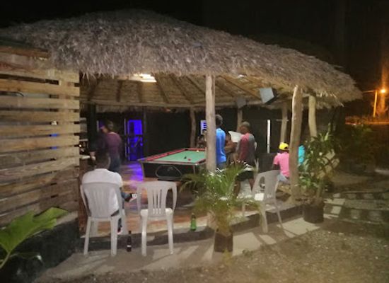 dominican-republic/sierra-de-neiba/bar/d-powss-bar-sandra