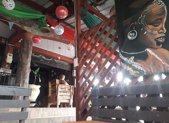 ghana/sunyani/bar/time-out-pub
