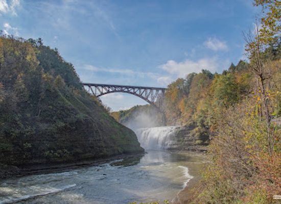 new-york/letchworth-state-park/bar/letchworth-state-park-upper-falls