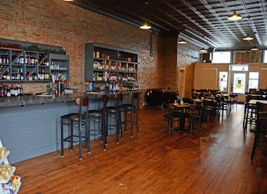 illinois/prairie-state/bar/prairie-city-wine-room