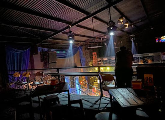 indonesia/north-sulawesi/bar/blue-castle-bar-lounge