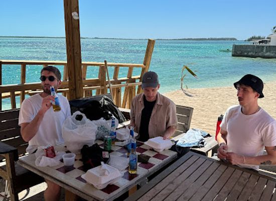 the-bahamas/bimini-islands/bar/da-ranch-bar