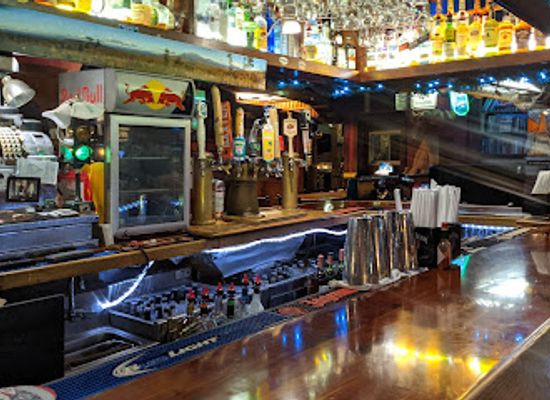 maine/mount-katahdin/bar/blue-ox-saloon