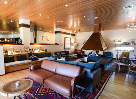 australia/snowy-mountains/bar/lounge-bar