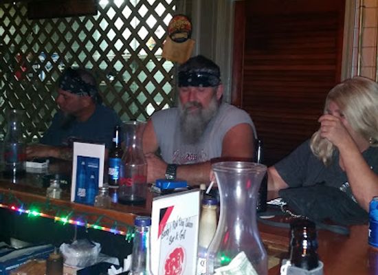 tennessee/west-tennessee/bar/red-dog-saloon-bar-grill