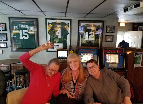 wisconsin/kenosha/bar/cheers-kenosha