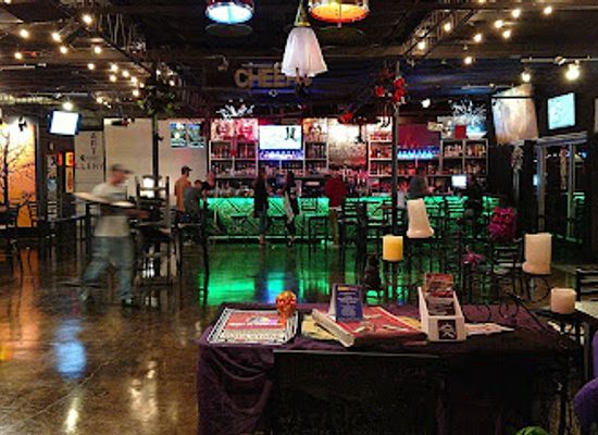 arizona/verde-valley/bar/main-stage