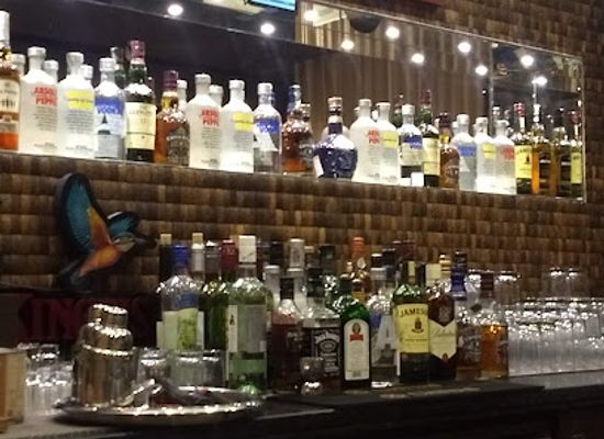 india/shillong/laitumkhrah/bar/tango-restobar-lounge