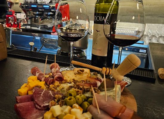 serbia/nis/bar/vinoteka-bodega-bar-and-shop