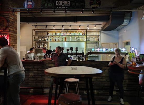 serbia/banat/bar/flag-sparrow-underground