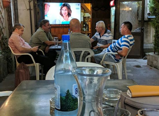 romania/pitesti/bar/tezeu