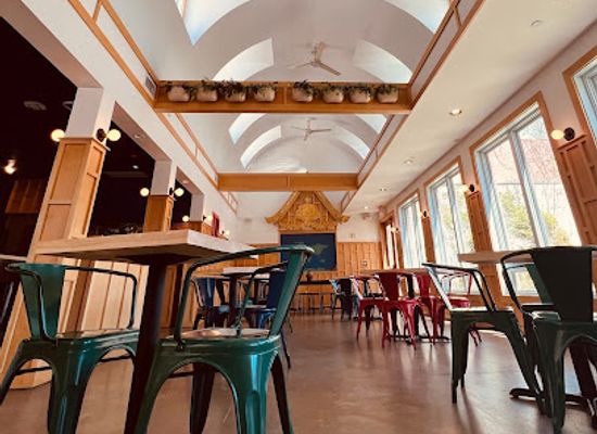 vermont/brattleboro/bar/high-thai