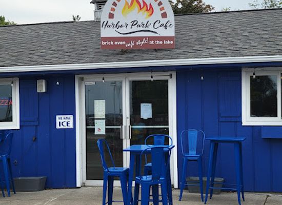 michigan/central-michigan/bar/harbor-park-cafe