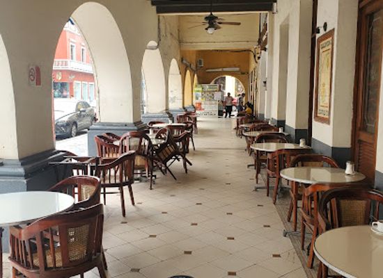 mexico/veracruz/bar/gran-cafe-del-portal-centro-historico