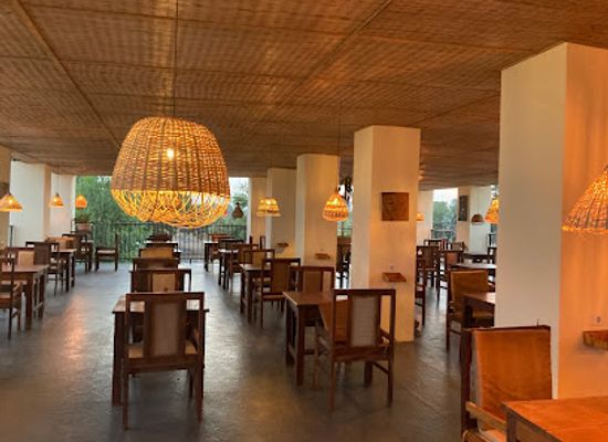 the-gambia/bakau/bar/gibbi-s-on-the-beach
