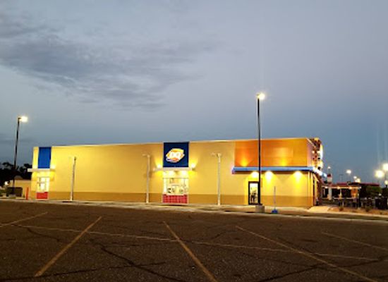 wisconsin/glacial-lake-wisconsin/bar/dairy-queen-grill-chill