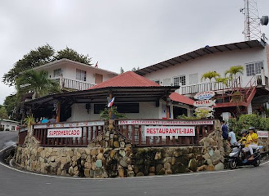 panama/pearl-islands/bar/hotel-contadora