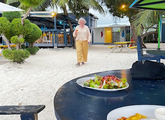 cook-islands/matavera/bar/21-3-vaiana-s-bar-bistro